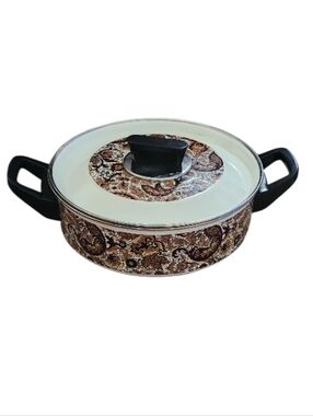 Vintage 1970s Enamelware Casserole Pot